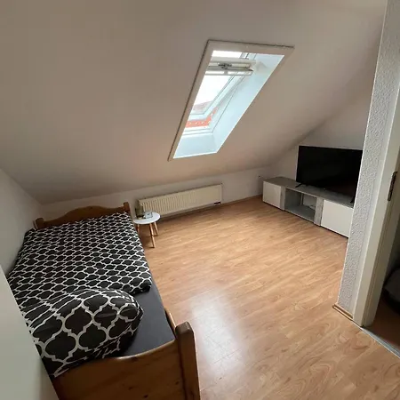 Einzelzimmer Nr4 דירה *